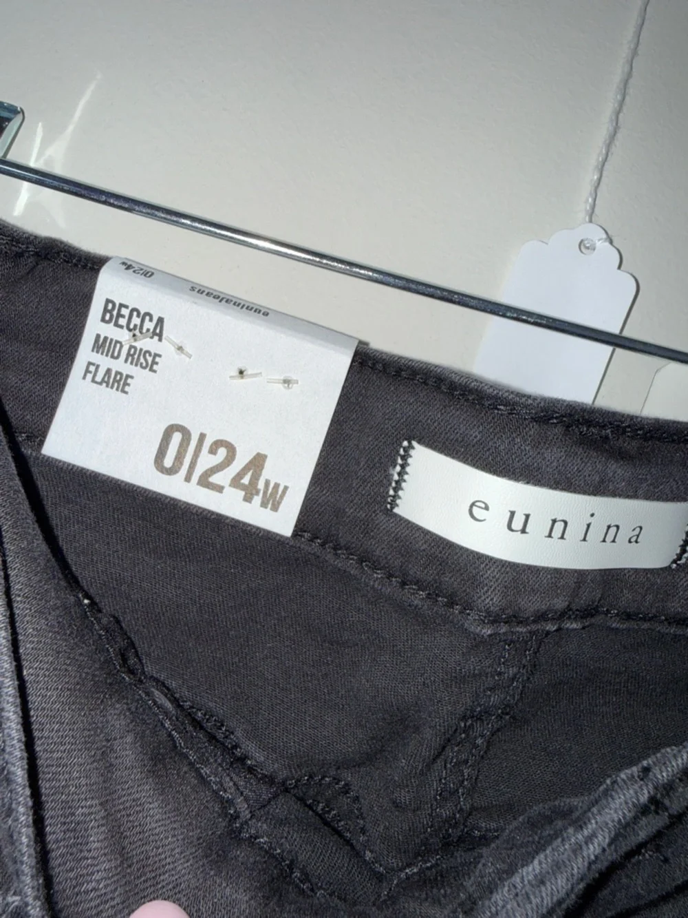 NWT Eunina Women's Black Mid Rise Flared Jeans Size 0 / 24 inch waist